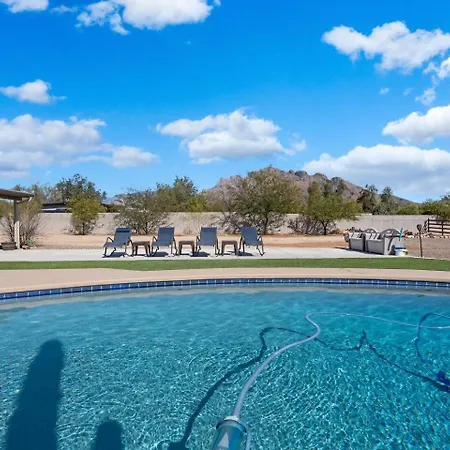 Adorable Casita With Outdoor Entertainment